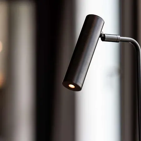 Radisson Blu At Porsche Design Tower Hotel