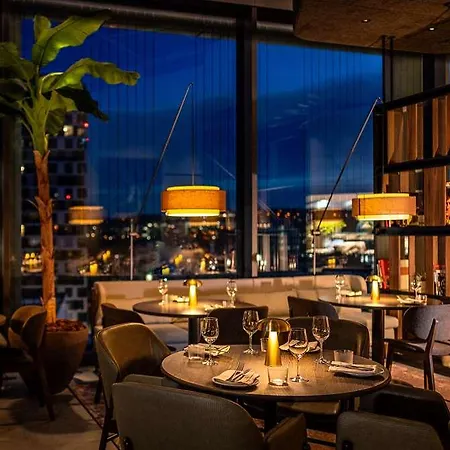 Radisson Blu At Porsche Design Tower * Stuttgart