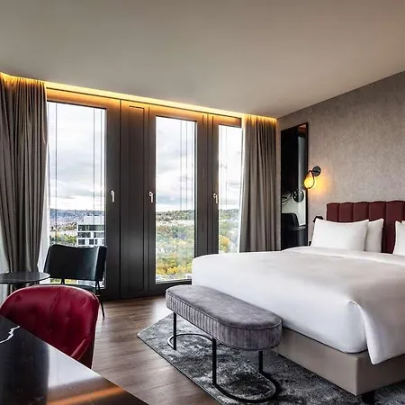 Radisson Blu At Porsche Design Tower Στουτγκάρδη