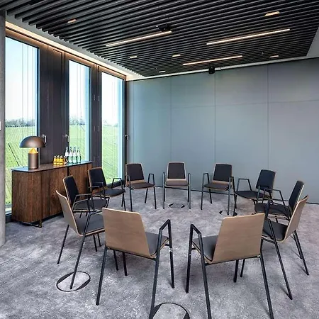 Radisson Blu At Porsche Design Tower * Στουτγκάρδη